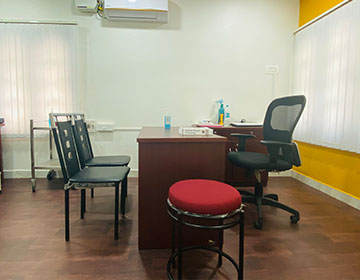 Hair Clinic in Adyar